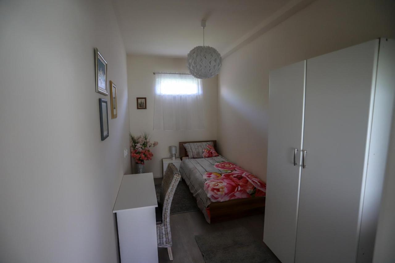 Apartman Veronika Ðakovo Exterior foto