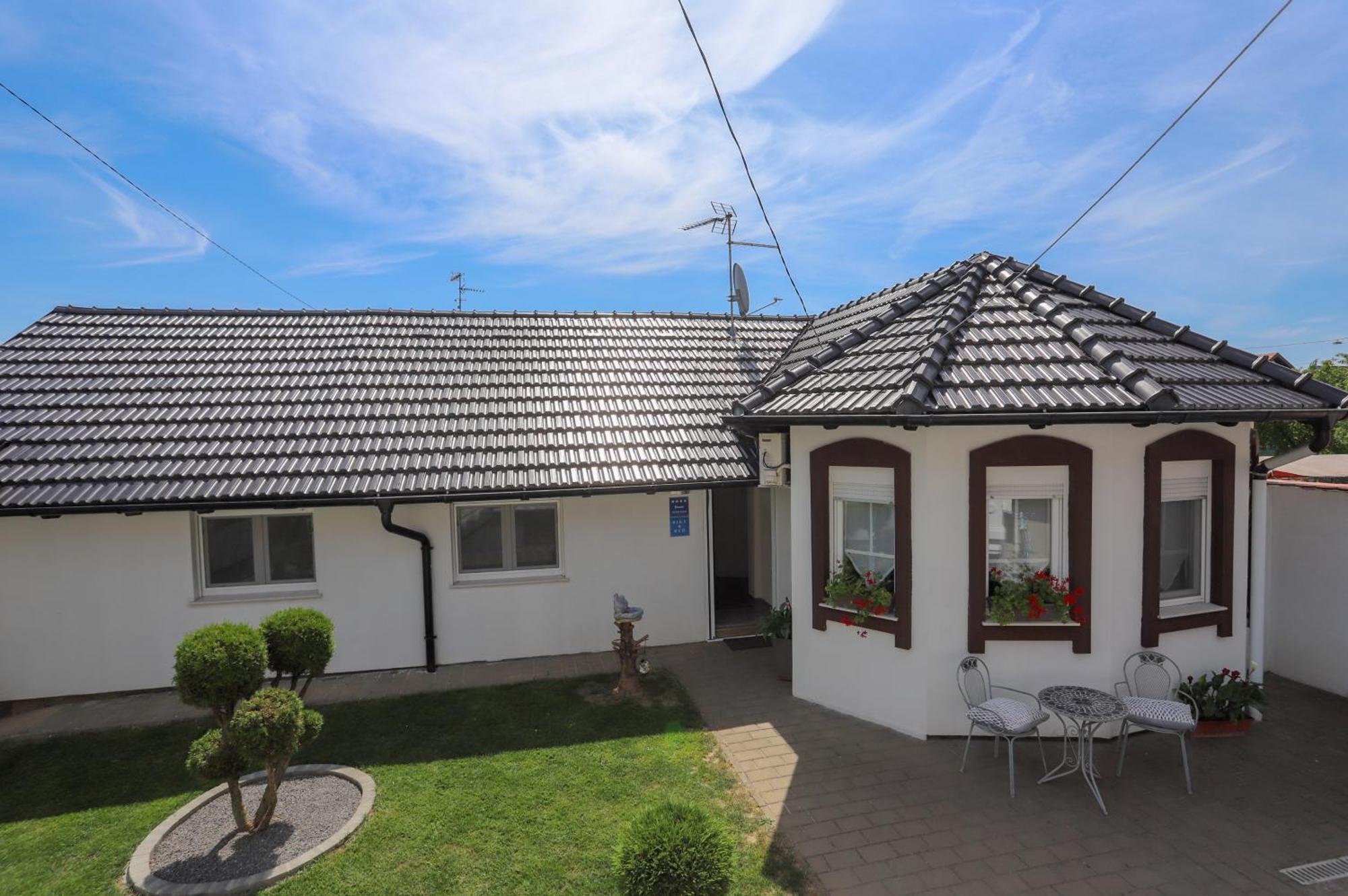 Apartman Veronika Ðakovo Exterior foto