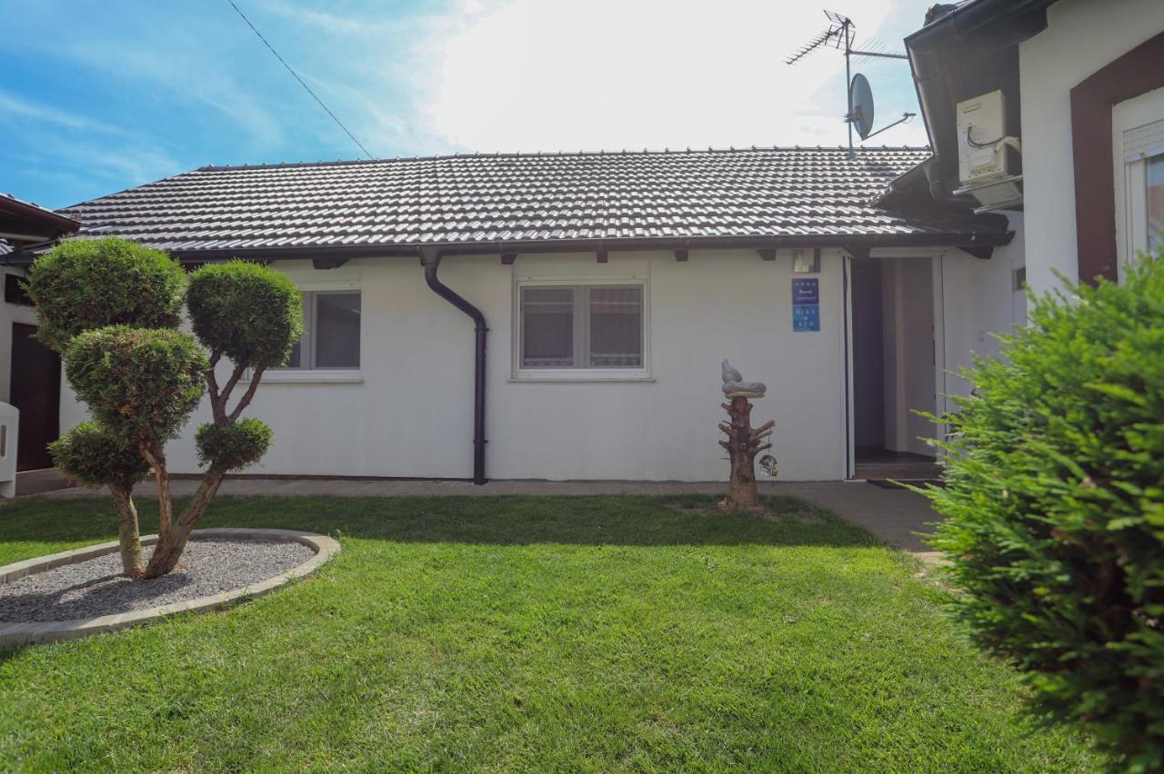 Apartman Veronika Ðakovo Exterior foto